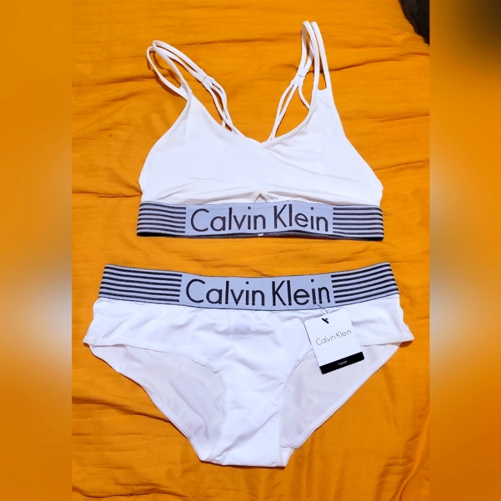 Calvin Klein White Intimates Set
